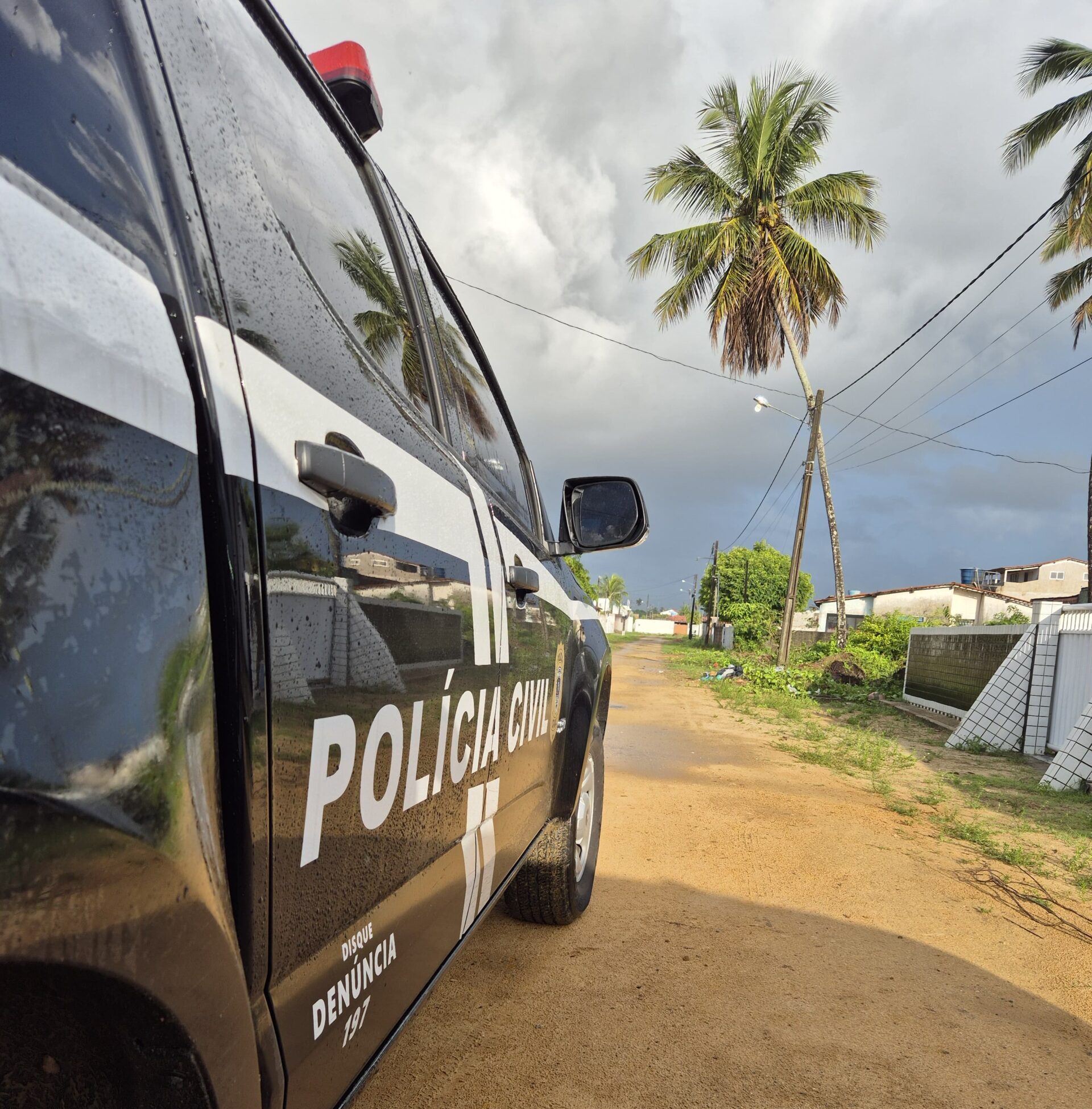 Polícia investiga estudantes por divulgar nudez falsa de professora em Lucena