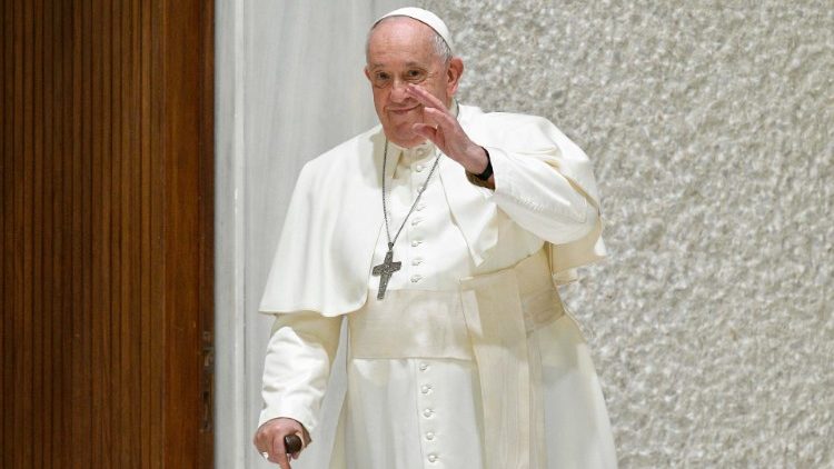Papa Francisco morre aos 88 anos
