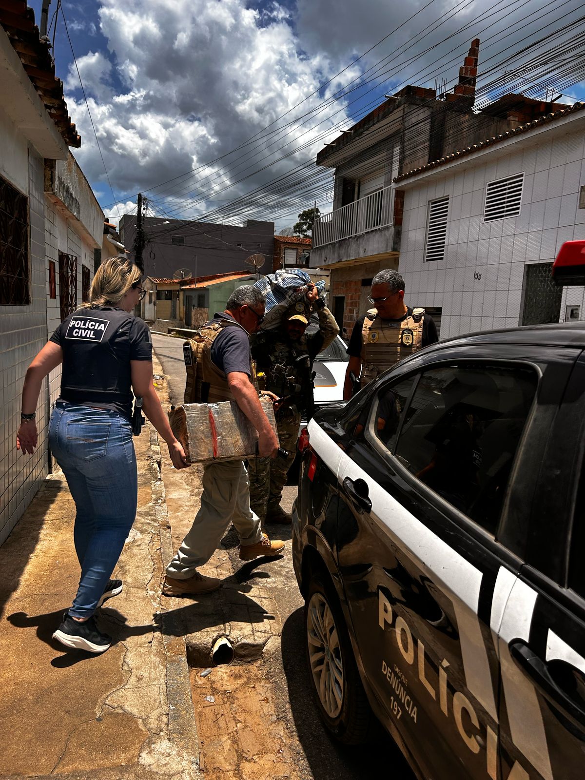 Polícia investiga ‘mercadinho do tráfico’ em Guarabira e apreende mais de 60 quilos de maconha