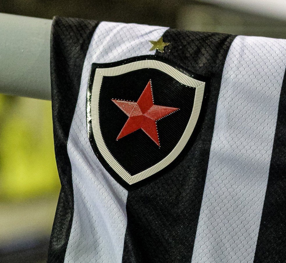Janela frustra torcida do Botafogo-PB e investidor da SAF responde críticas