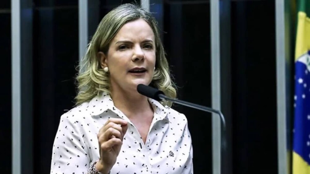 Ministra das Relações Institucionais, diz que comitiva com Cícero Lucena pode sair de Israel nesta segunda