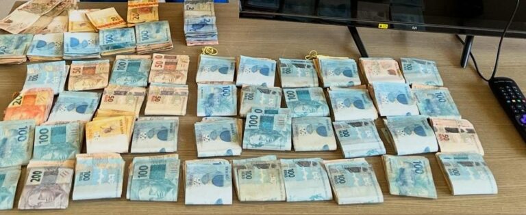 Homem é preso suspeito de furtar mala com R$ 66 mil da casa de empresário em João Pessoa