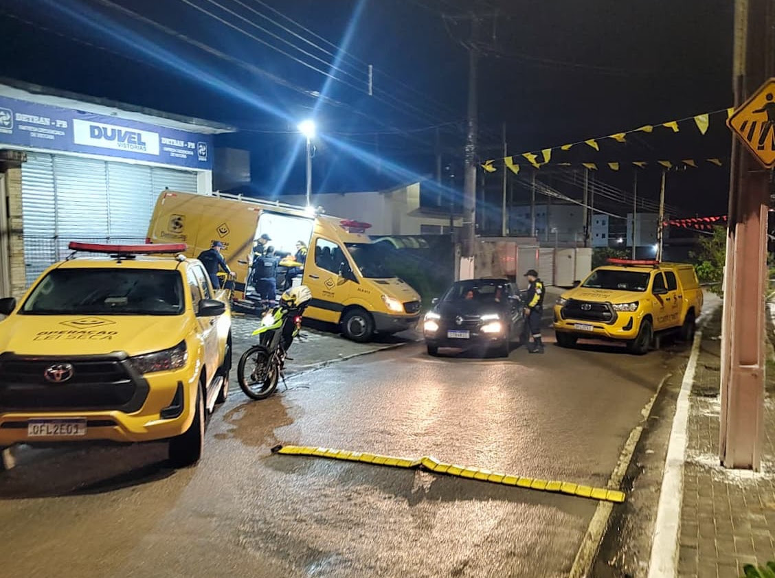 Lei Seca autua 130 motoristas e conduz 6 à delegacia durante Operação São João 2025