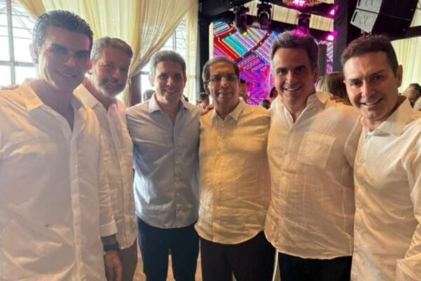 Hugo Motta usou R$ 110 mil para ir de jatinho a festa de aniversário, aponta imprensa nacional