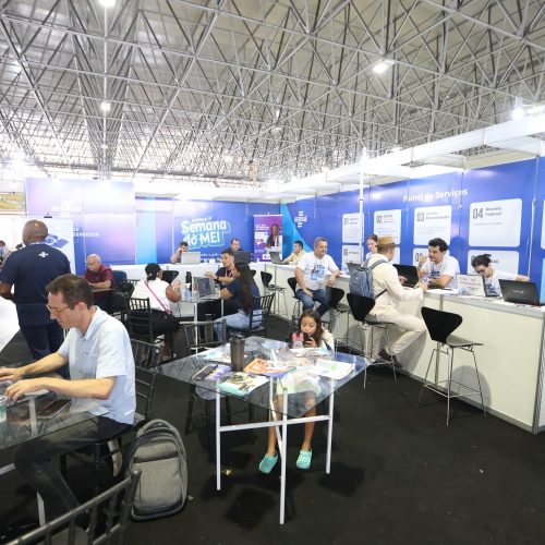 Sala do empreendedor durante feirão da empregabilidade - Foto: Robério Gadelha