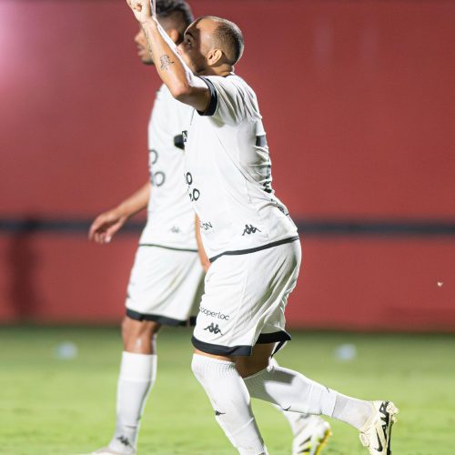 Botafogo-PB vira sobre o Vitória no Barradão e estreia com vitória na Copa do Nordeste