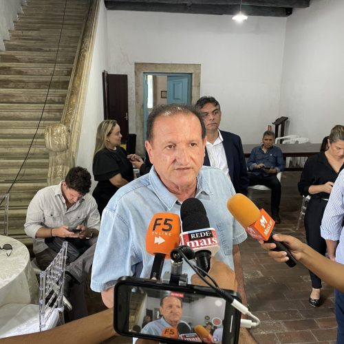 VÍDEO: Hervázio Bezerra evita dar detalhes sobre não assinar lista que indicou filha de Adriano Galdino ao TCE-PB