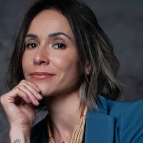 Brasileira que saiu da Paraíba e foi presa com drogas no Camboja pode pegar até 20 anos de prisão; entenda