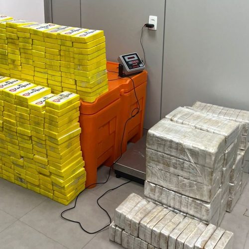 Polícia Federal apreende 464 kg de drogas transportadas para João Pessoa dentro de carga de milho