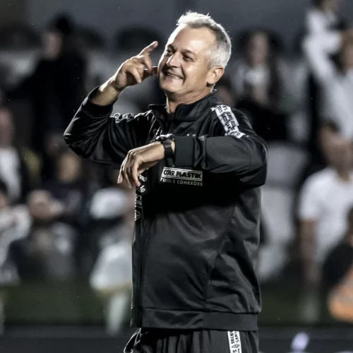 Botafogo-PB anuncia a contratação do técnico Lisca