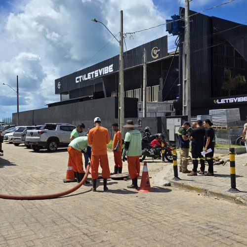 Academia de luxo é interditada por despejo de esgoto na Praia do Bessa, em João Pessoa