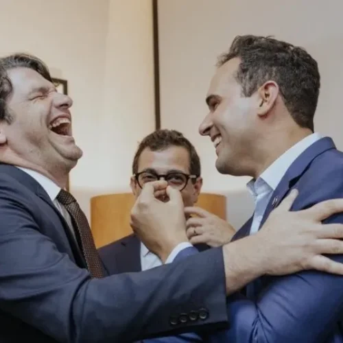 “Não tenho inimigos pessoais”, diz Leo após foto com Lucas Ribeiro