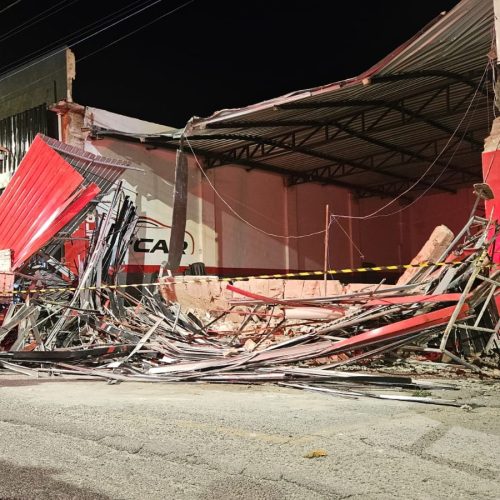 Desabamento de prédio em Campina Grande deixa uma pessoa morta e outra ferida