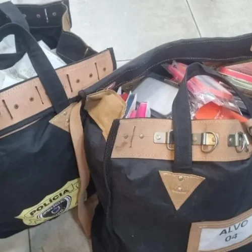 Polícia deflagra operação contra lojas em João Pessoa que vendiam produtos da Apple ilegalmente