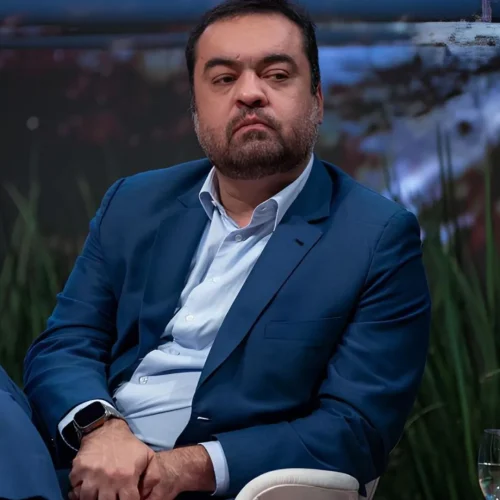 PF diz que Castro tinha ‘alinhamento’ e ‘vínculo pessoal estreito’ com Vorcaro