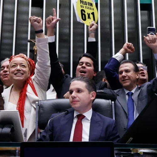 Câmara aprova a PEC que acaba com a escala 6×1 e reduz a jornada de trabalho