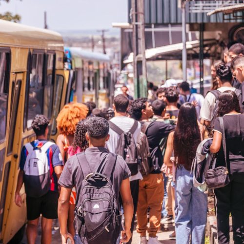 Cadastramento e recadastramento para transporte universitário em Conde termina nesta terça-feira