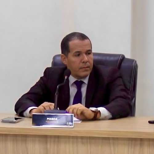 Presidente da Câmara de Conde impede valorização dos servidores; entenda