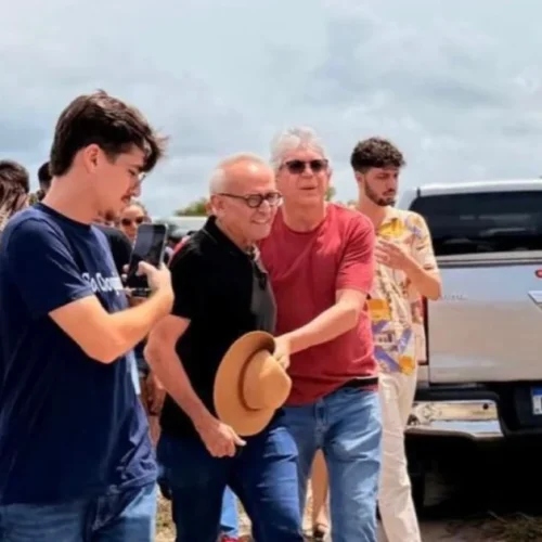 Cícero Lucena minimiza gesto com Ricardo Coutinho, mas não fecha portas para aliança