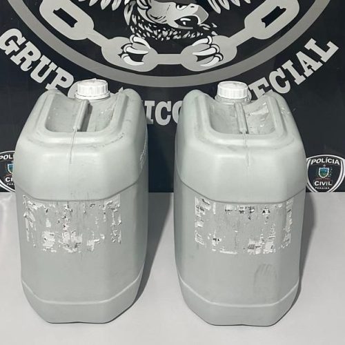 Polícia Civil apreende 40 litros de “loló” e prende mulher no Agreste da Paraíba