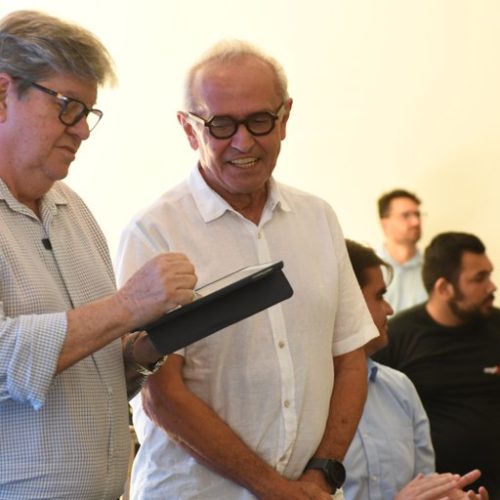 Cícero diz que confirmará, em reunião com João, desfiliação do PP, pré-candidatura ao Governo e voto nele ao Senado