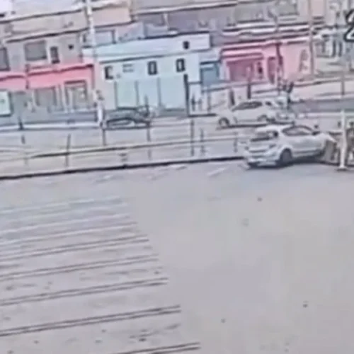 VÍDEO: Motorista bêbado invade calçada, atropela e mata vendedor de espetinho