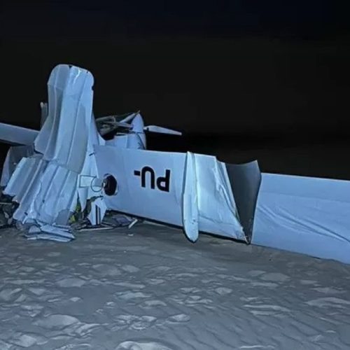 Avião de deputado cai nos Lençóis Maranhenses e deixa dois mortos