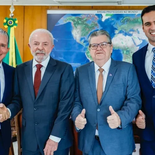 João Azevêdo, Lucas Ribeiro e Nabor Wanderley participam de encontro com Lula em Brasília