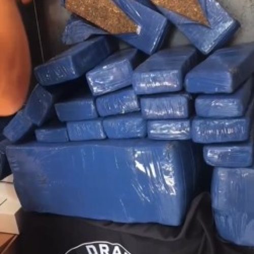 Carro de prefeitura do RN é usado para trazer droga à Paraíba; 250 kg de maconha foram apreendidos