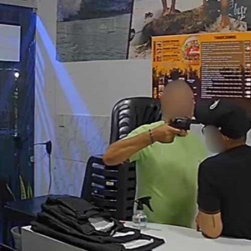 Homem é assassinado com tiro na testa em loja de conveniência, em Cajazeiras