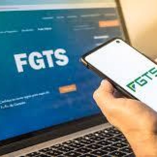 Governo desiste de acabar com saque aniversário do FGTS, diz ministro do Trabalho