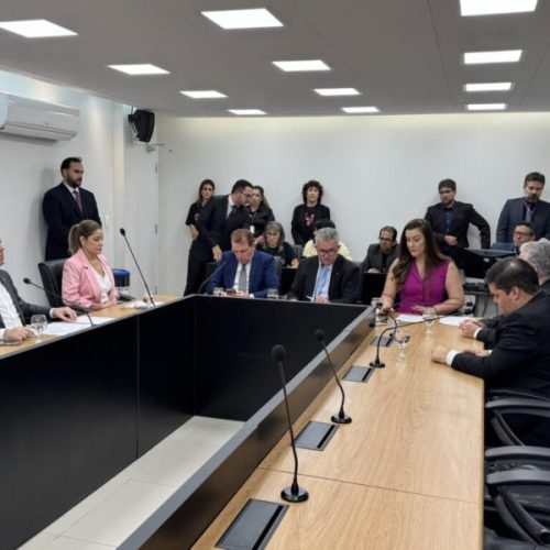ALPB aprova nome de Alanna Galdino para vaga no TCE-PB