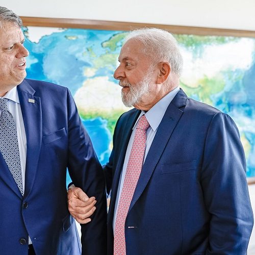 Datafolha: Lula venceria Tarcísio no 2º turno por cinco pontos