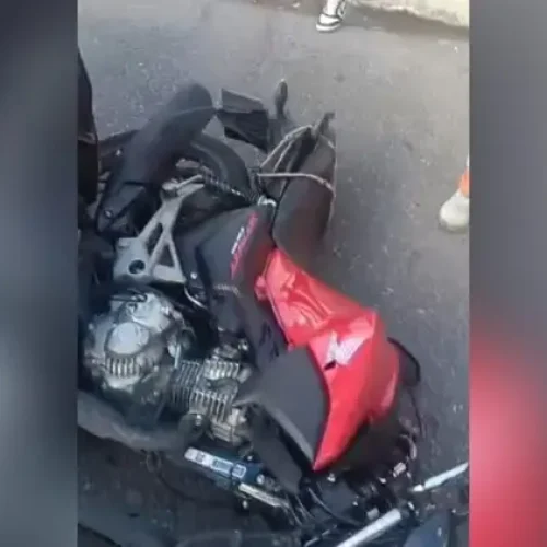Motoboy morre após colisão entre carro e moto em Tambaú