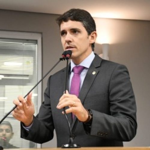 Tovar aposta em vitória da oposição no 1º turno caso Adriano e Cícero se unam a Pedro e Efraim