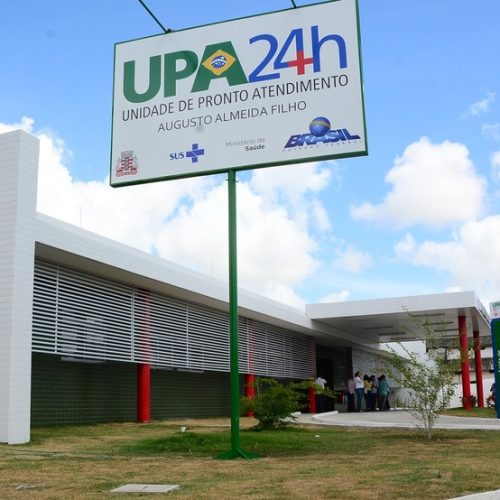 Criança de cinco anos morre após se afogar em piscina, em João Pessoa