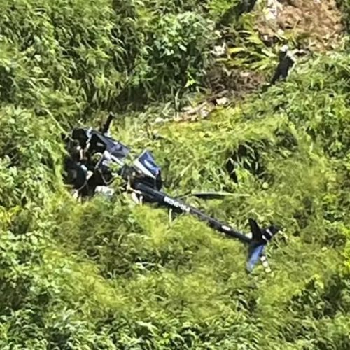 Piloto de helicóptero que caiu em Campina Grande é preso após ser identificada falta de habilitação